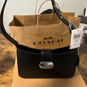 Coach Liz Eliza SHB NWT